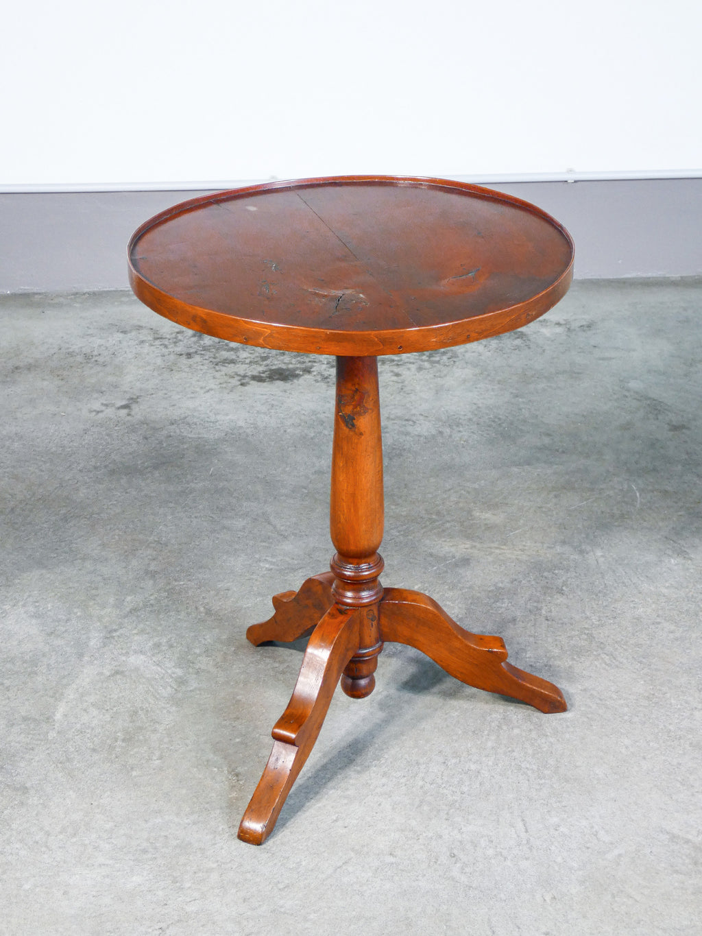 tavolino di servizio gueridon legno massello noce piano tondo epoca 1800 antico