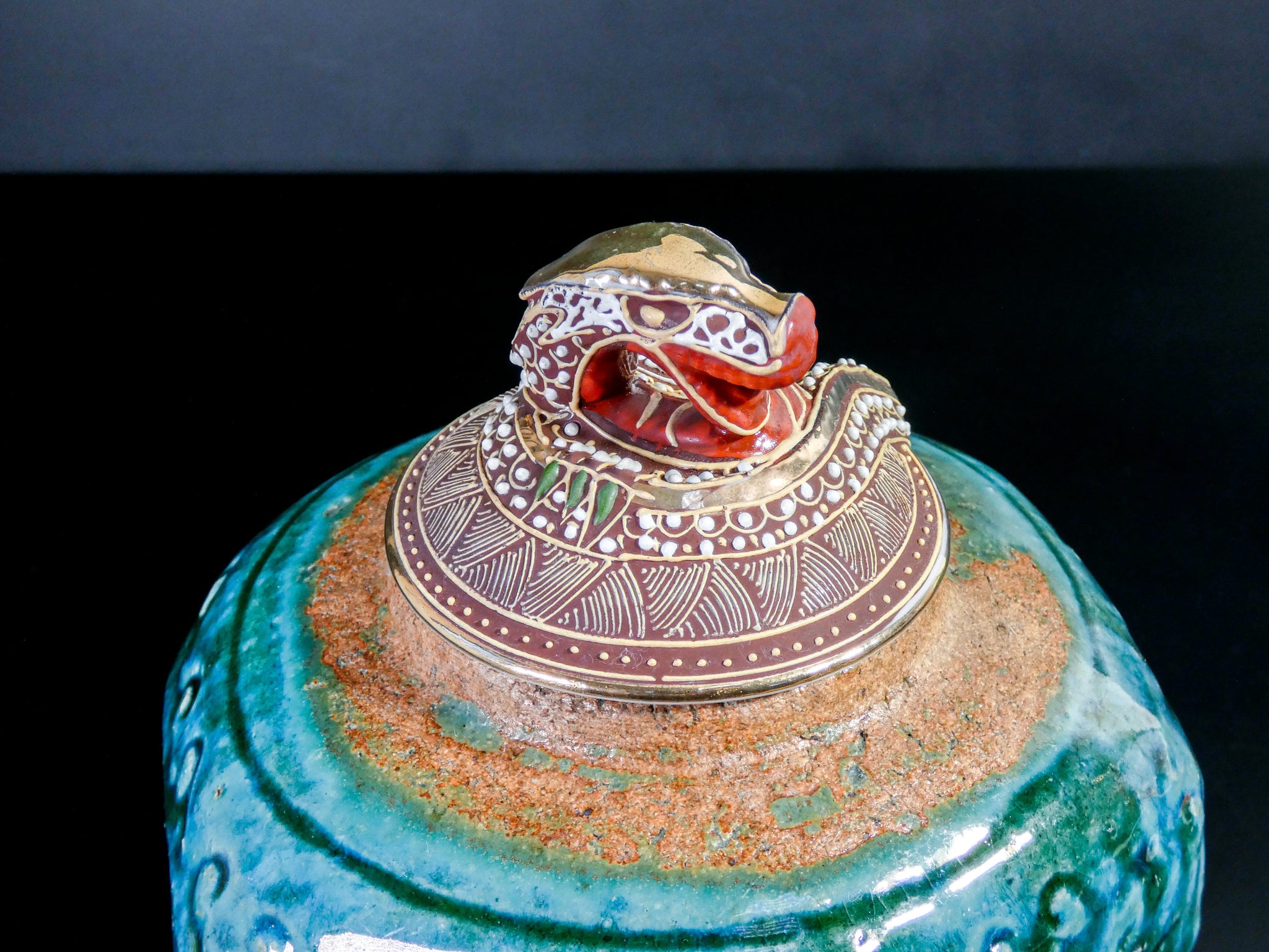vaso ceramica dipinta dorata porcellana cina cinese serpente china vase